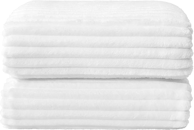 BEDELITE Fleece Blanket Twin Size – 3D Ribbed Jacquard Soft and Warm Decorative Fuzzy Blankets – Cozy, Fluffy, Plush Lightweight Throw Blankets for Couch, Bed, Sofa(White, 60x80 inches)