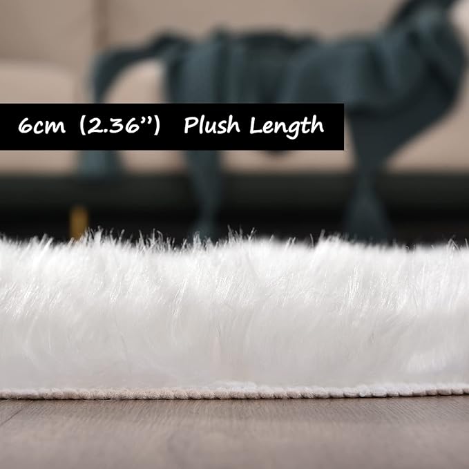 Goolela White Round Rug 3ft Fluffy Faux Sheepskin Fur Rug Small Circle Fuzzy Furry Rug for Bedroom Dorm Bedside Plush Washable Carpet