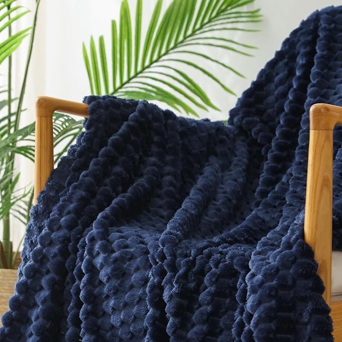 Exclusivo Mezcla Fleece Throw Blanket for Couch, Extra Large Fuzzy Navy Blue Bed Blankets, Soft Cozy Plush Sofa Throws for All Seasons, 50x70 Inches