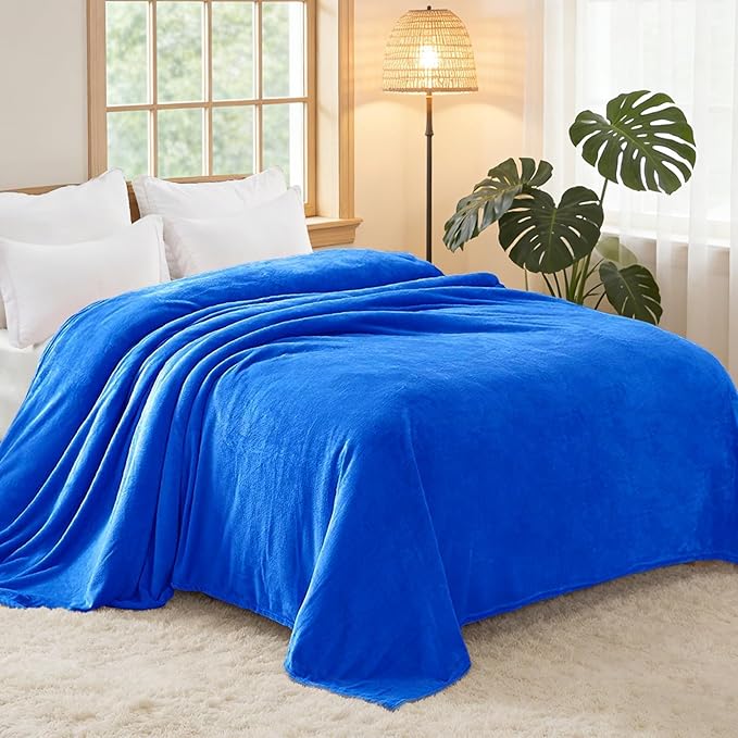 Exclusivo Mezcla Fleece Blankets Queen Size for Bed, Super Soft and Warm, All Season, Cozy, Plush, Lightweight, 90x90 Inches, Cobalt Blue