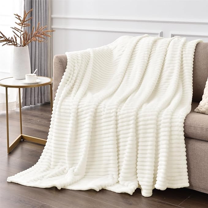 BEDELITE Fleece Blanket Queen Size – 3D Ribbed Jacquard Soft and Warm Decorative Fuzzy Blankets – Cozy, Fluffy, Plush Lightweight Throw Blankets for Couch, Bed, Sofa(Cream, 90x90 inches)
