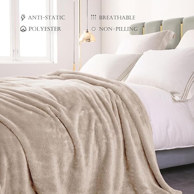 Exclusivo Mezcla Plush Fuzzy Fleece Bed Blanket Twin Size, Super Soft, Fluffy and Warm Blankets for Couch, Bed, All Season (Camel, 90x66 inches)