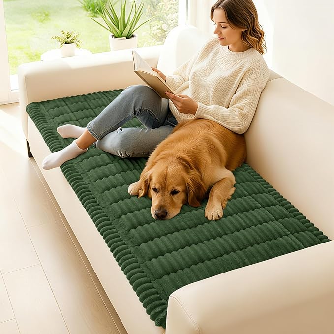 hyha Couch Covers for Dogs Washable, Non Slip Plush Dog Sofa Protectors, Fuzzy Pet Couch Covers for 3 Cushion Sofa Pet Friendly (Dark Green, 27.6" x 82.7")