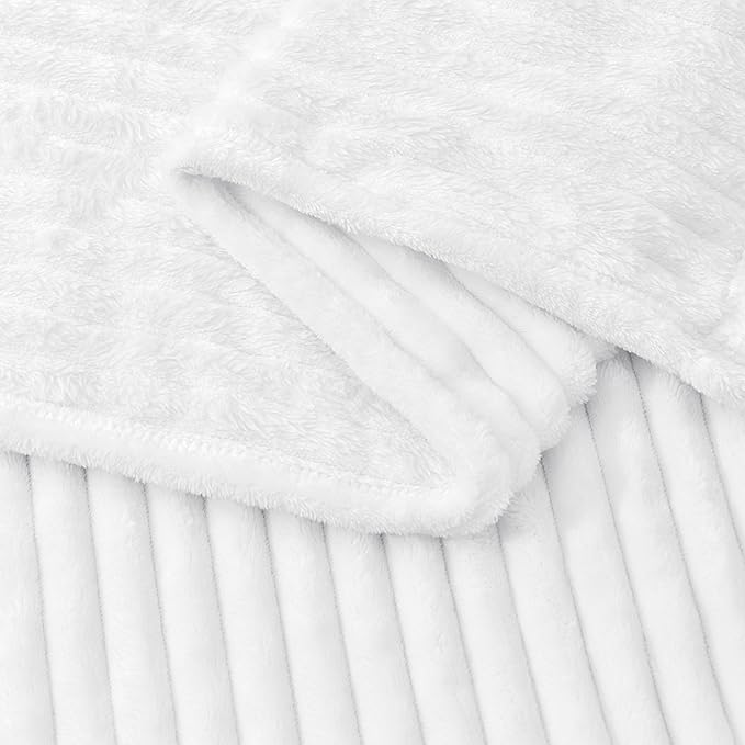 BEDELITE Fleece Throw Blanket for Couch – 3D Ribbed Jacquard Soft and Warm Decorative Fuzzy Blanket – Cozy, Fluffy, Plush Lightweight White Throw Blankets for Bed, Sofa, 50x70 inches