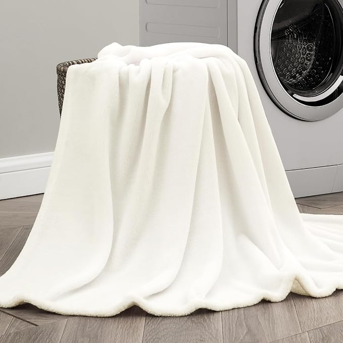 BEDELITE Fleece Blanket King Size Blankets for Bed, Luxury Plush Cozy Fuzzy Blanket 108x90 inches, Super Soft Warm Lightweight Throw Blanket All Seasons Suitable, Cream