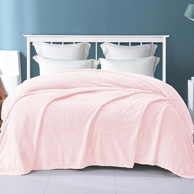 Exclusivo Mezcla Fleece Queen Size Blanket for Bed, 90x90 Inches Soft Cozy Jacquard Flannel Blankets, Lightweight Fuzzy Plush Warm for Women, Light Pink