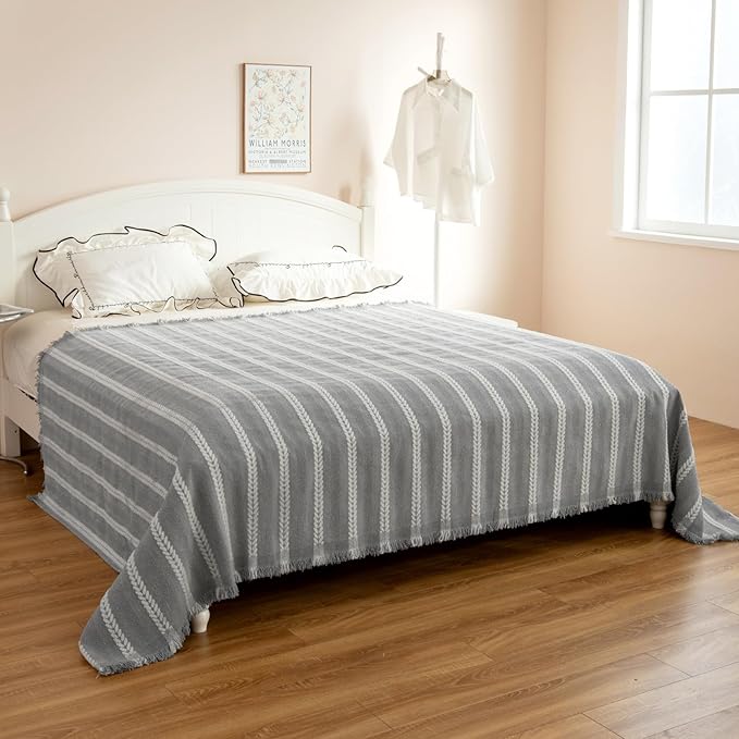 Couch Cover for Dogs, Boho Sofa Covers for 3 Cushion Couch, Chenille Sofa Slipcover for Pets Washable, L-Shape Sectional Loveseat Cover Soft Throw Blankets with Tassels(71x102,Striped Grey)