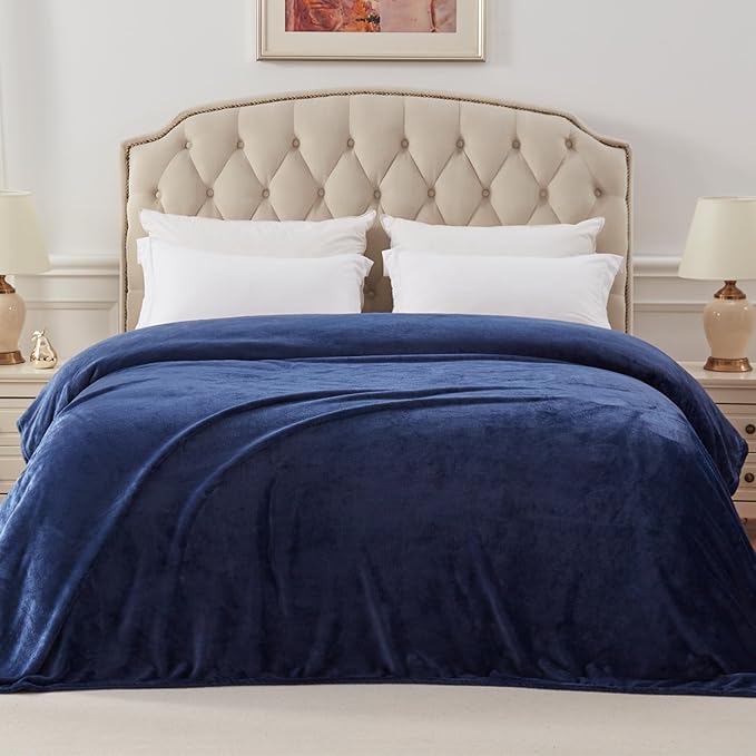 Exclusivo Mezcla Fleece Blanket Twin Size for Bed, Super Soft and Warm, All Season, Cozy, Plush, Lightweight, 90x66 Inches, Navy Blue