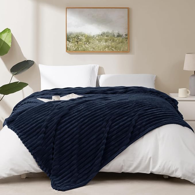 HIMEET Navy Blue Ribbed Queen Size Blanket for Bed - 300GSM Lightweight Fleece Blanket for Men Women, Large Sofa Couch Cover Bed Blankets Gifts, Striped Spring Home Room Decor, Navy Blue, 90x90 Inches