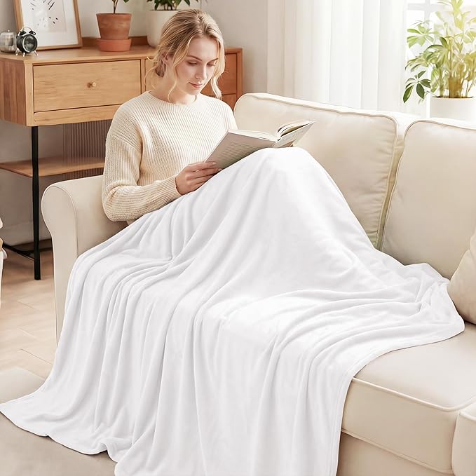 Exclusivo Mezcla Fleece Blanket King Size for Bed, Super Soft and Warm, All Season, Cozy, Plush, Lightweight, 90x104 Inches, Pure White