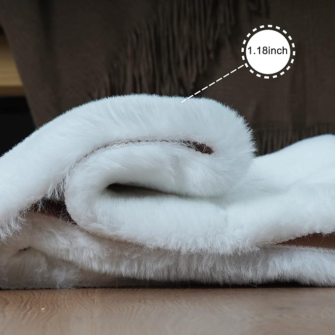 Ghouse Ultra Soft Faux Rabbit Fur Rug 5x7, Machine Washable Area Rugs for Bedroom Fluffy Rugs for Living Room, no-Shedding Carpet Sheepskin Rug White