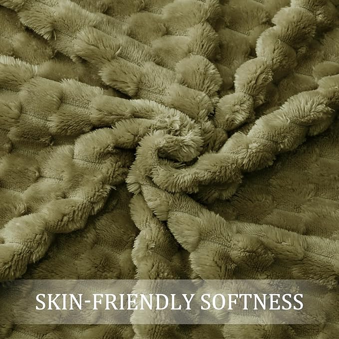 Exclusivo Mezcla Fleece King Blanket for Bed, Extra Large Fuzzy Olive Green Bed Blankets, Soft Cozy Plush Sofa Throws for All Seasons, 90x104 Inches