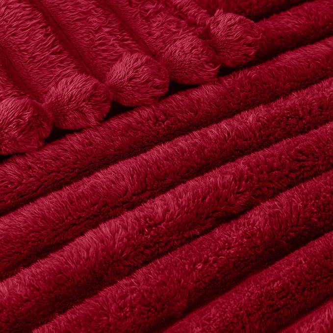 Exclusivo Mezcla Queen Size Flannel Fleece Blanket, Super Soft Striped Jacquard Bed Blanket, Lightweight Fuzzy Cozy for All Seasons, 90x90 Inches, Deep Red