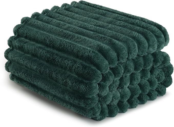 Exclusivo Mezcla Queen Size Flannel Fleece Blanket, Super Soft Striped Jacquard Bed Blanket, Lightweight Fuzzy Cozy for All Seasons, 90x90 Inches, Forest Green