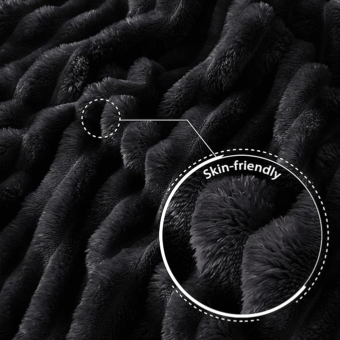 Exclusivo Mezcla King Size Flannel Fleece Blanket, Super Soft Striped Jacquard Bed Blanket, Lightweight Fuzzy Cozy for All Seasons, 90x104 Inches, Black