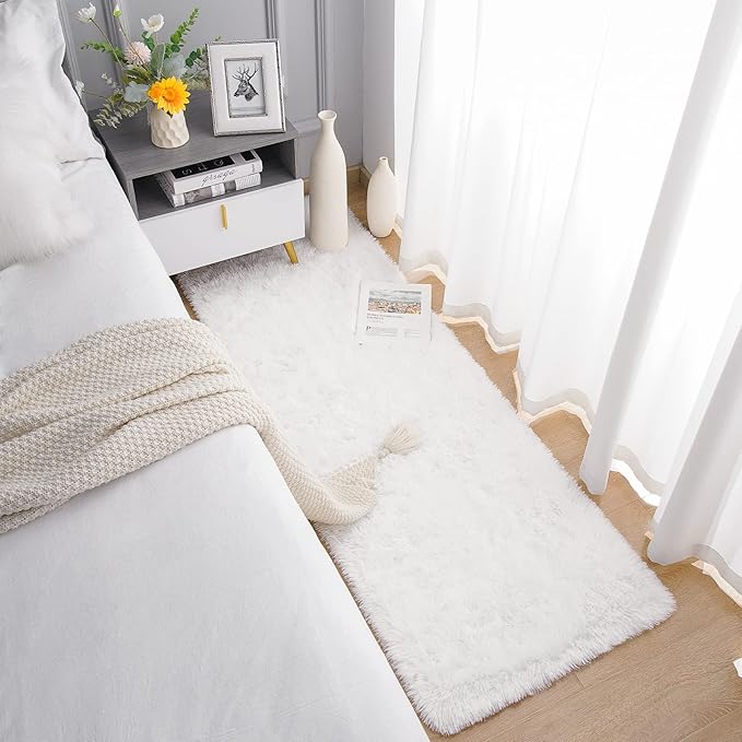 Chicrug Soft Runner Rug for Bedroom Living Room Plush Fluffy Rugs 2x6 Feet, Shag Furry Runner Rug Carpet Non Shedding for Nursery Children Kids Girls Room Home Decorative, Cream
