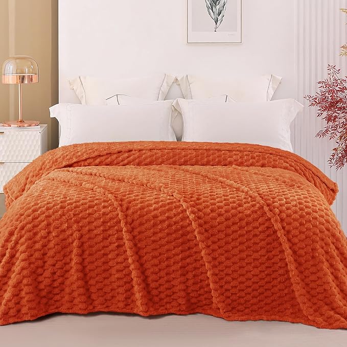 Exclusivo Mezcla Fleece Twin Blanket for Bed, Extra Large Fuzzy Burnt Orange Bed Blankets, Soft Cozy Plush Sofa Throws for All Seasons, 90x66 Inches