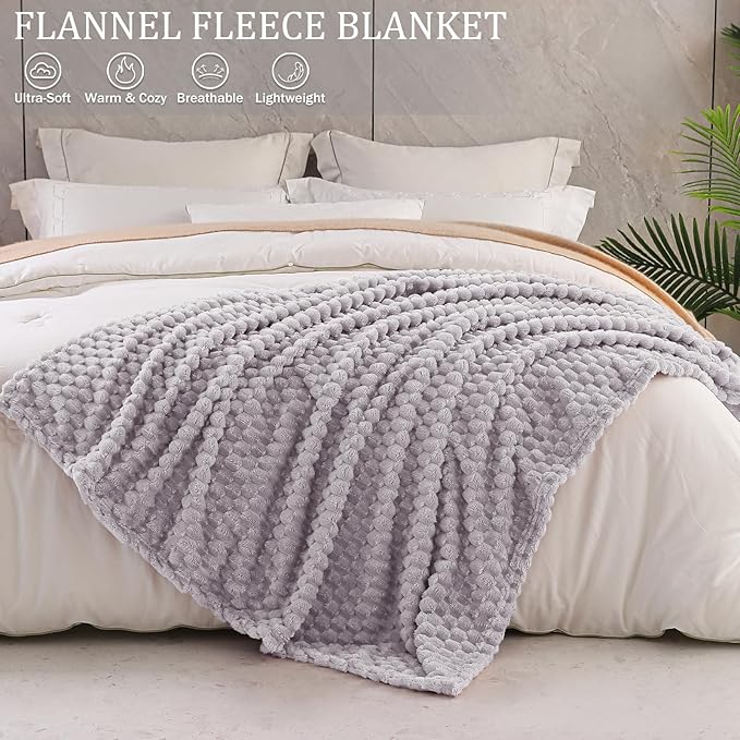 Exclusivo Mezcla Fleece Twin Blanket for Bed, Extra Large Fuzzy Light Grey Bed Blankets, Soft Cozy Plush Sofa Throws for All Seasons, 60x80 Inches