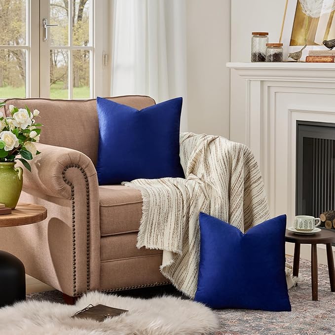 GIGIZAZA Blue Large Throw Pillow Covers, Pack of 2 Velvet 26x26 Couch Pillows for Living Room Decorative Square Super Soft Cushion Cases Home Decor Sofa Bedroom Pillowcases