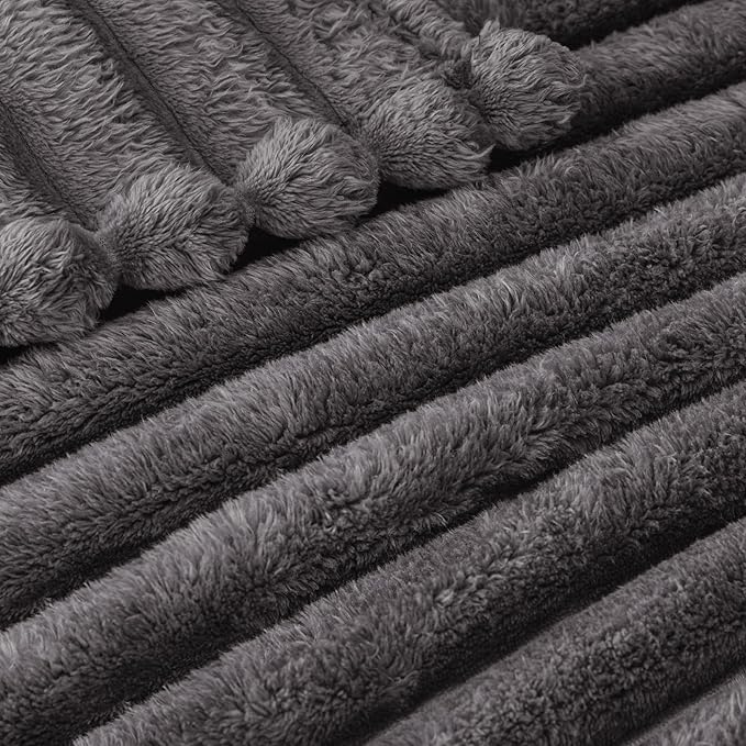 Exclusivo Mezcla Fleece Throw Blanket for Couch, Super Soft Striped Jacquard Bed Blanket, Lightweight Fuzzy Cozy for All Seasons, 50x60 Inches, Dark Grey