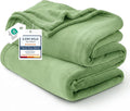Bedsure GentleSoft Fleece Blanket Twin Size Green - 300GSM Lightweight Plush Fuzzy Cozy Soft Warm Blanket for Bed, Sofa, Couch, Travel, Camping, Emerald, 60x80 inches
