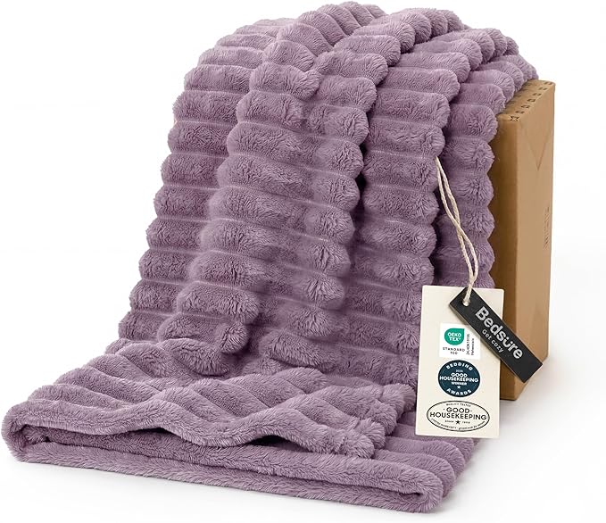 Bedsure GentleSoft Light Purple Throw Blanket for Couch - Cozy Soft Blankets for Women, Cute Small Throws for Girls, Mothers Gifts Day for Mom Women Wife, Purple Gifts Home Room Decor, 50x60 Inches