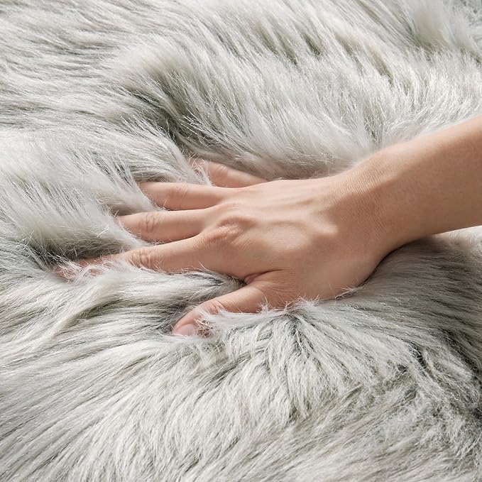 MIULEE Luxury Super Soft Fluffy Area Rug Faux Fur Sheepskin Rug Decorative Plush Shaggy Carpet for Bedside Sofa Floor Nursery 2 x 6 Feet, Light Grey