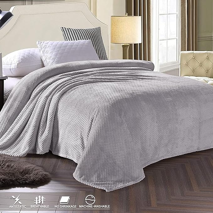 Exclusivo Mezcla Fleece Bed Blanket Twin Size, Super Soft and Warm Blankets for Couch, Sofa and Bed Waffle Textured, Cozy, Fuzzy and Lightweight (Light Grey, 90x66 Inches)