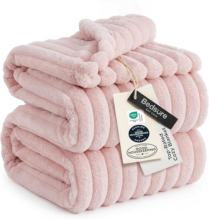 Bedsure GentleSoft Crystal Pink Full Blanket for Bed - Cozy Soft Blankets for Women, Cute Large Throws for Girls, 84x90 Inches