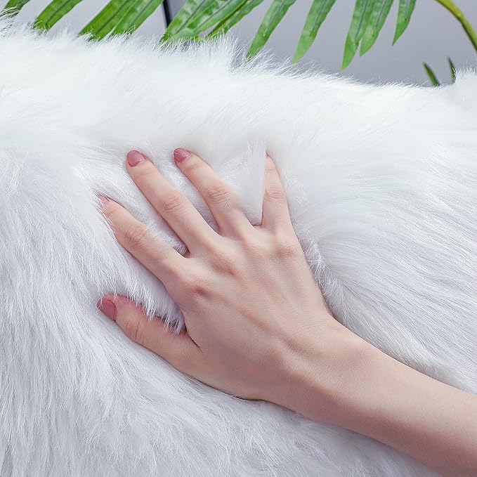 linmopm Faux Fur Rug White Sheepskin Shag Fluffy Fuzzy 6x9 ft Rugs for Bedroom Bedside Bed Floor Living Room Plush Rectangle High-Density Cushion Carpet Super Sofa Cover