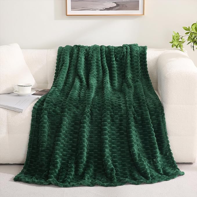 Puncuntex Dark Green Throw Blanket 90"×90" inches Fuzzy 3D Jacquard Decorative Flannel Fleece Super Soft Plush Cozy Blanket for Couch Sofa Chair Lightweight