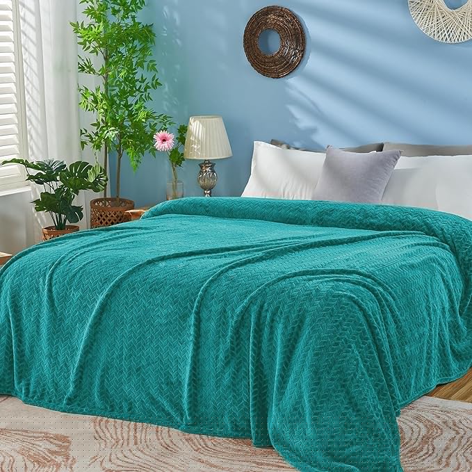 inhand Teal Fleece Twin Blanket, Super Soft Flannel Cozy Blankets for Adults, Lightweight Leaves Pattern Fuzzy Blanket for Couch Sofa Bed Office, Warm Plush Blankets for All Season, 60x90 Inches