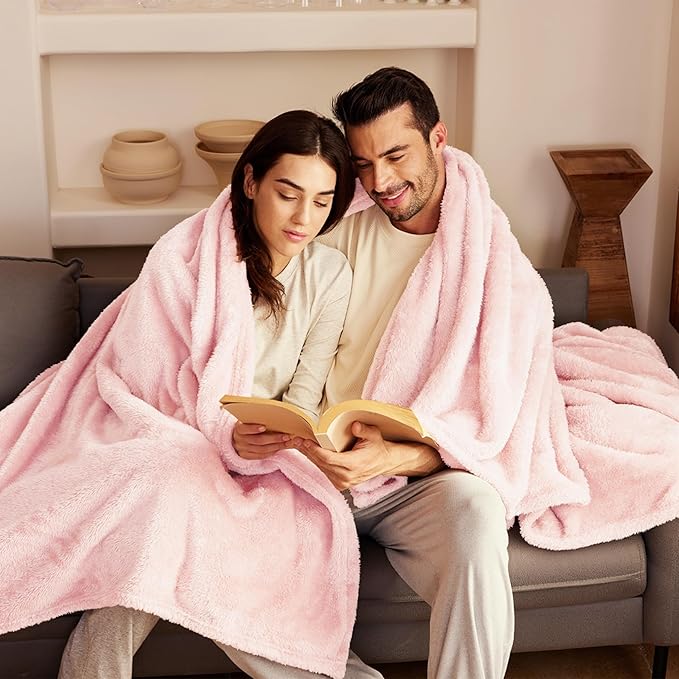 Exclusivo Mezcla Plush Fuzzy Fleece Bed Blanket Queen Size, Super Soft, Fluffy and Warm Blankets for Couch, Bed, All Season (Light Pink, 90x90 Inches)