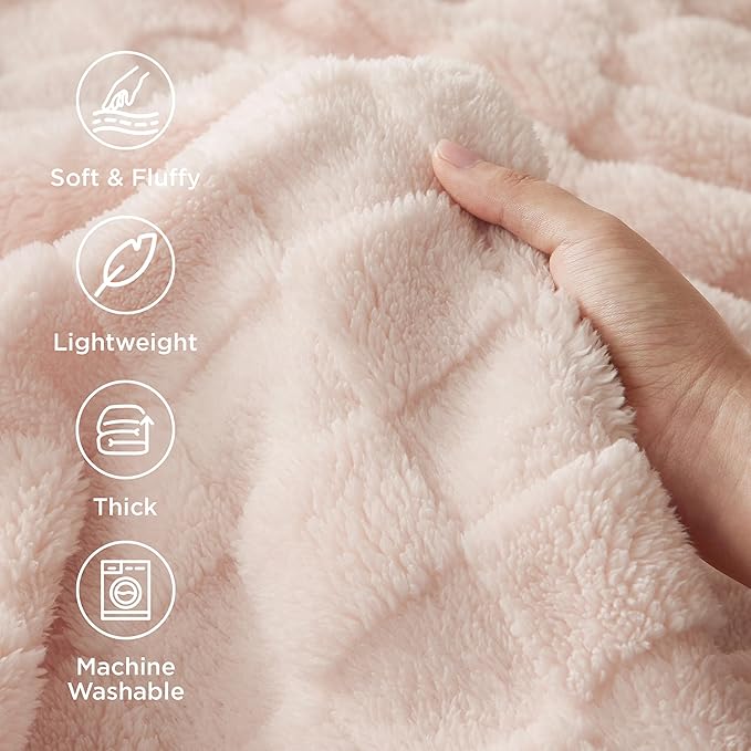 Bedsure GentleSoft King Size Blanket for Bed - Super Soft Cozy Blankets for Kids Girls, Large Fuzzy Fleece Throw for Bedroom Decor, Light Pink,108x90 Inches