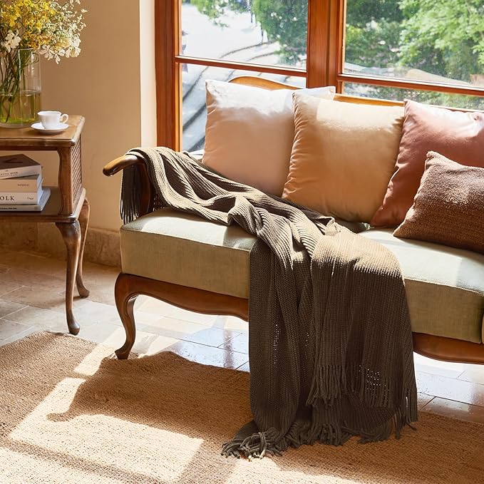 lifein Throw Blanket for Couch, Soft Boho Decor Bed Throw,Cozy Brown Knitted Chenille Small Farmhouse Lightweight Throw (Brown,50 * 60")