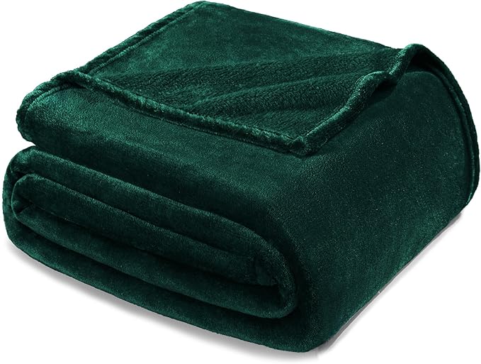 Exclusivo Mezcla Fleece Throw XL Blanket for Couch, Sofa, Super Soft and Warm Forest Green Blankets, All Season, Cozy, Plush, Lightweight, 50x70 Inches
