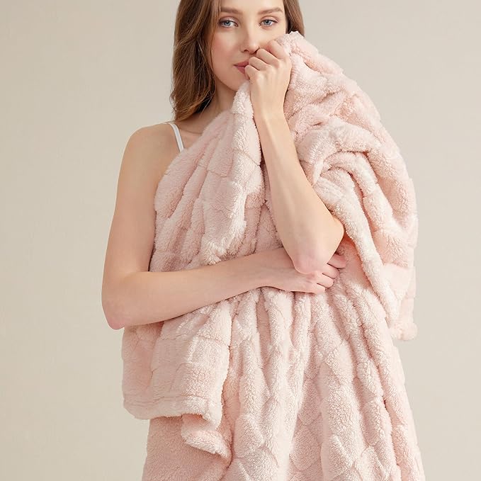 Bedsure GentleSoft Blankets Queen Size for Bed - Super Soft Cozy Blanket for Kids Girls, Large Fuzzy Fleece Throw for Bedroom Decor, Light Pink, 90x90 Inches