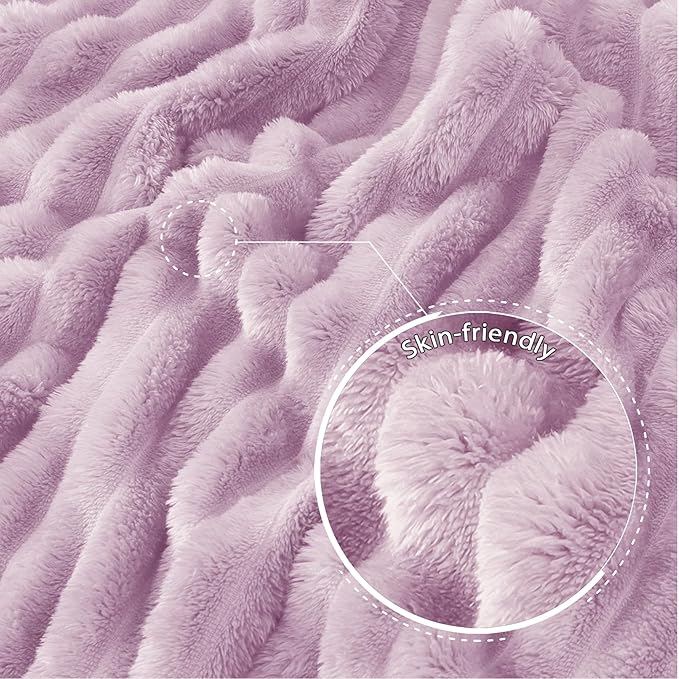 Exclusivo Mezcla Twin Size Flannel Fleece Blanket, Super Soft Striped Jacquard Bed Blanket, Lightweight Fuzzy Cozy for All Seasons, 60x80 Inches, Lilac Purple