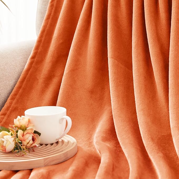 Exclusivo Mezcla Fleece Blanket King Size for Bed, Super Soft and Warm, All Season, Cozy, Plush, Lightweight, 90x104 Inches, Burnt Orange