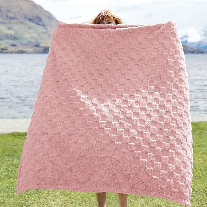 Bedsure GentleSoft Pink Throw Blanket for Couch - Checkered Fleece Blankets Gifts, Cute Soft Cozy Throw for Bedroom Home Decor Gifts, 50x60 Inches