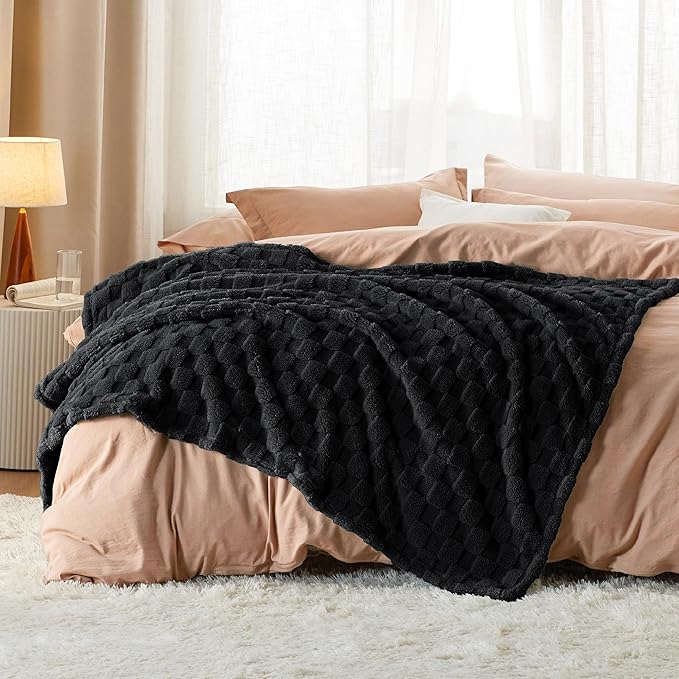 Bedsure GentleSoft Black Throw Blanket for Couch - Checkered Fleece Blankets Gifts for Kids Girls, Cute Soft Cozy Throw for Bedroom Home Decor Gifts, 50x60 Inches