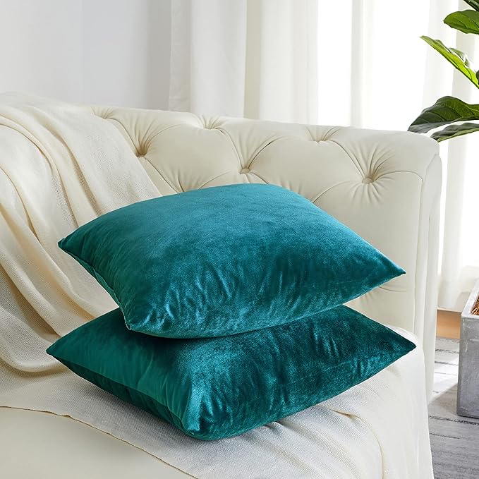 GIGIZAZA Decorative Throw Pillow Covers 18 x 18,Set of 2 Sofa Cushion Teal Peacock Green Pillow Covers,Velvet Pillow Square Cushion Covers