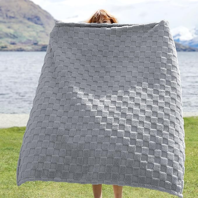 Bedsure GentleSoft Silver Grey Throw Blanket for Couch - Checkered Fleece Blankets Gifts for Kids Girls, Cute Soft Cozy Throw for Bedroom Home Decor Gifts, 50x60 Inches