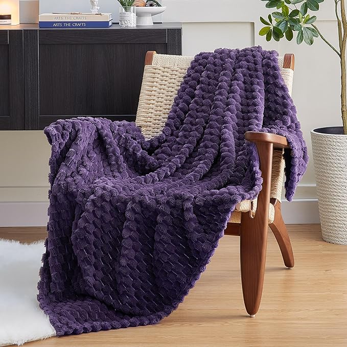 EXQ Home Fleece Blanket Twin Size for Couch or Bed - 3D Imitation Turtle Shell Jacquard Decorative Blankets - Cozy Soft Lightweight Fuzzy Flannel Blanket Suitable for All Seasons(60"×80",Purple)