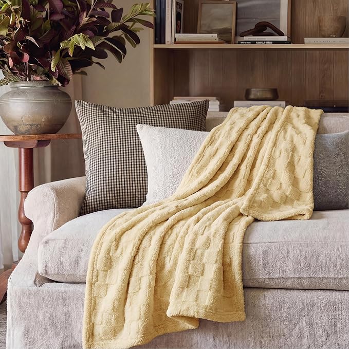 Bedsure GentleSoft Yellow Throw Blanket for Couch - Checkered Fleece Blankets Gifts for Kids Girls, Cute Soft Cozy Throw for Bedroom Home Decor Gifts, 50x60 Inches