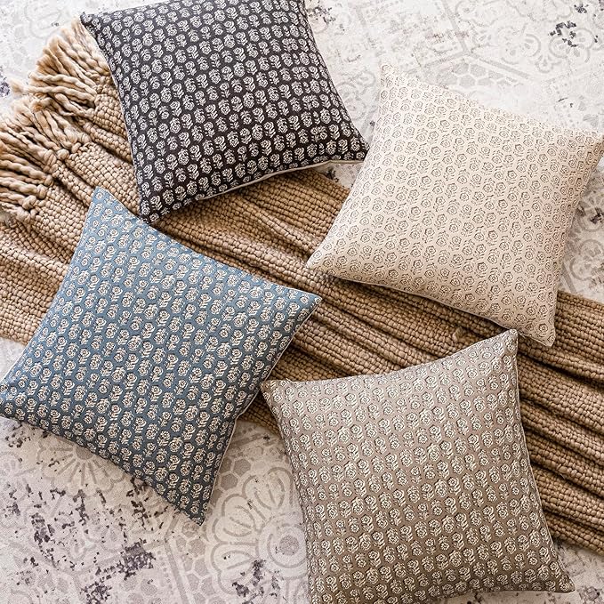 Foindtower Set of 2 Decorative Neutral Floral Print Throw Pillow Covers Vintage Accent Farmhouse Cushion Covers Boho Home Decor for Sofa Couch Chair Bedroom Living Room,24×24 Inch,Ivory Beige