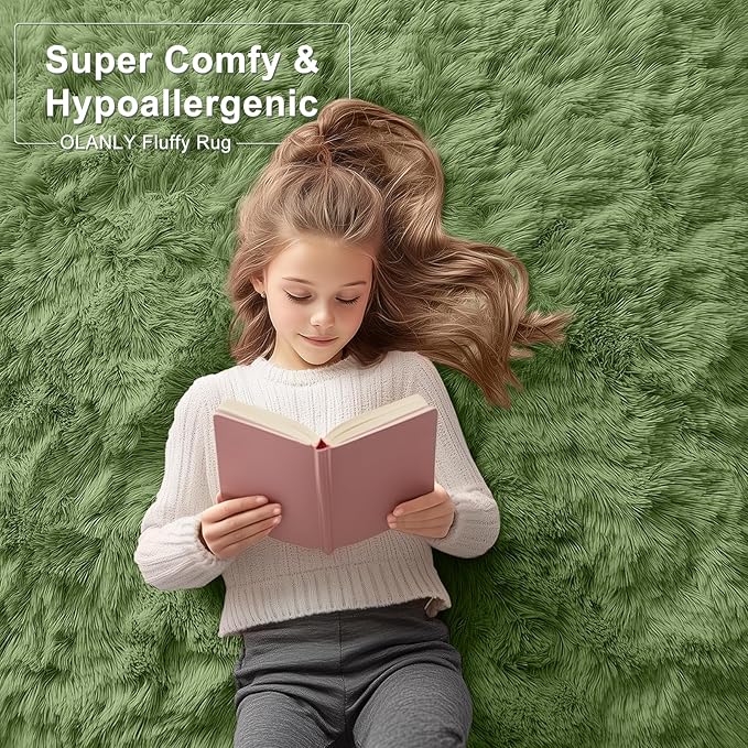OLANLY 2x3 Machine Washable Small Bedside Rug, Soft Fluffy Shaggy Entryway Throw Rugs for Bedroom, Living Room, Indoor Floor Carpet for Kids Girls and Boys, Home Decor Aesthetic, Green