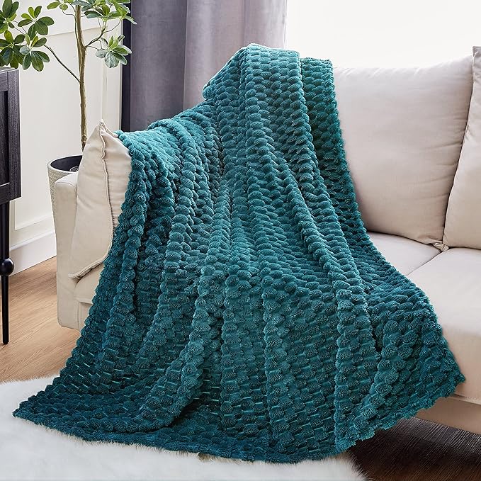 EXQ Home King Size Blanket for Bed or Couch - 3D Imitation Turtle Shell Jacquard Decorative Fleece Blankets - Cozy Soft Lightweight Fuzzy Flannel Blanket Suitable for All Seasons(90"×108",Teal)
